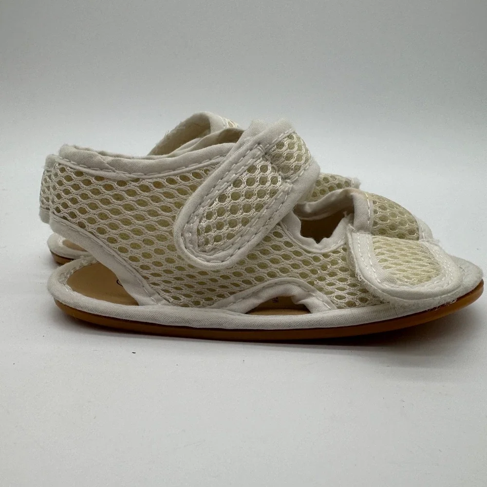 Valen Sina Baby Mesh Sandals Cream Leather Lining Hook Loop Straps Size 7